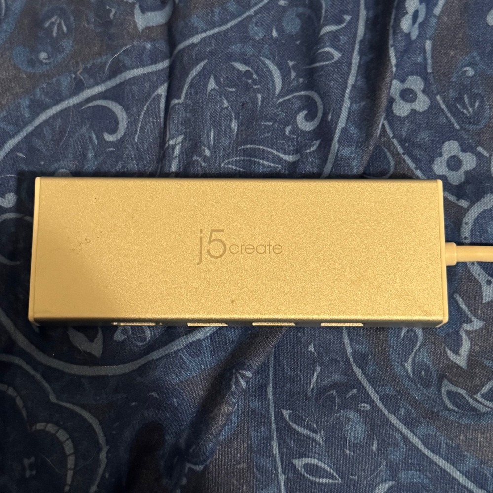 j5create JUD 380 USB C Hub 4K HDMI VGA Ethernet 3 USB 3.0 Ports Gold